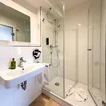 Lafette Hotel